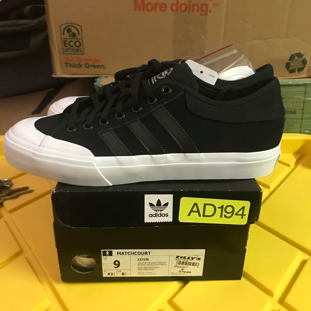 Adidas Skateboarding Matchcourt sz 9